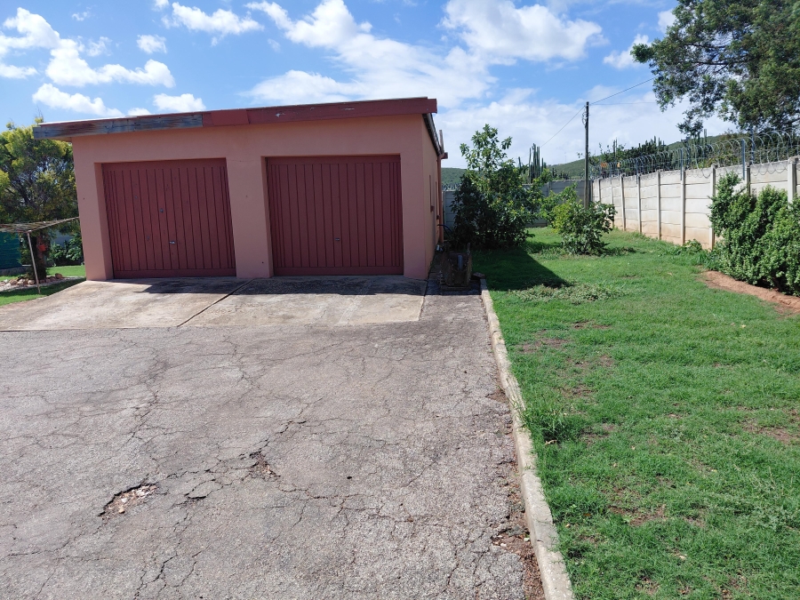 4 Bedroom Property for Sale in Bothasrus Eastern Cape